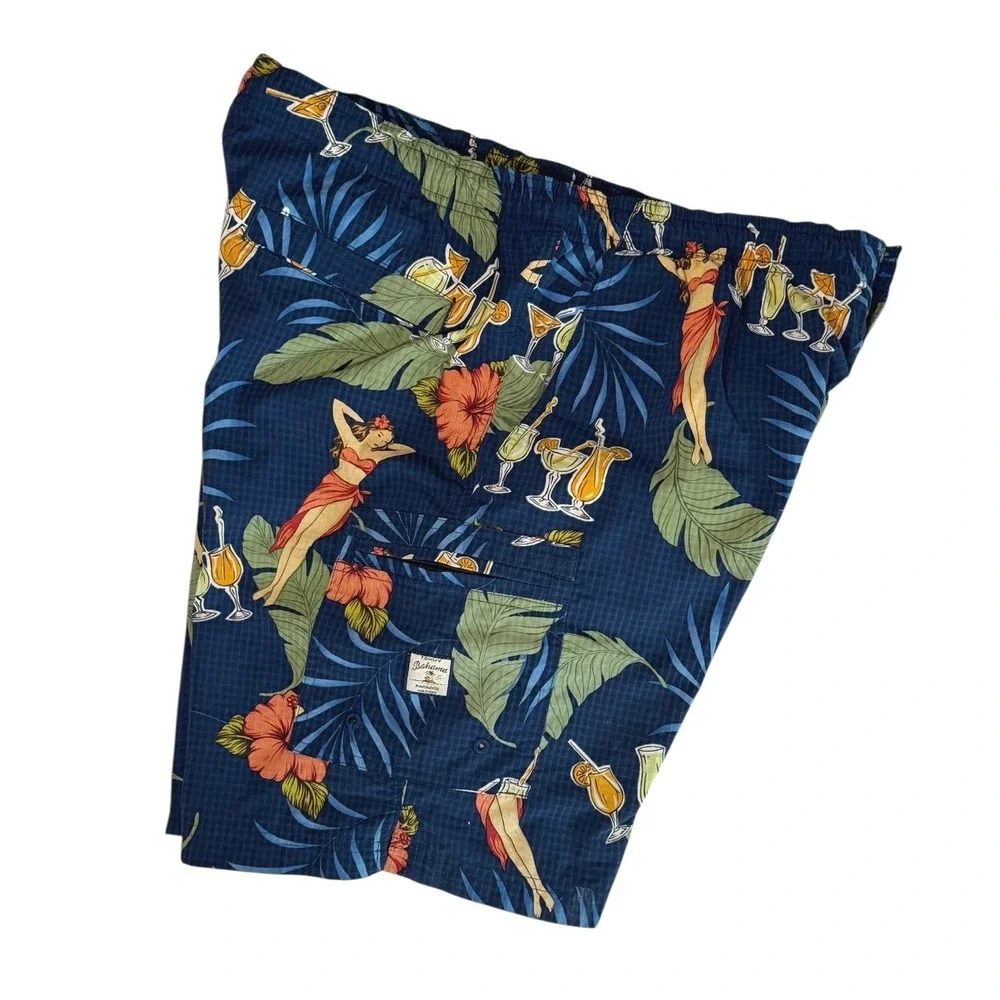 Tommy Bahama *pre owned*